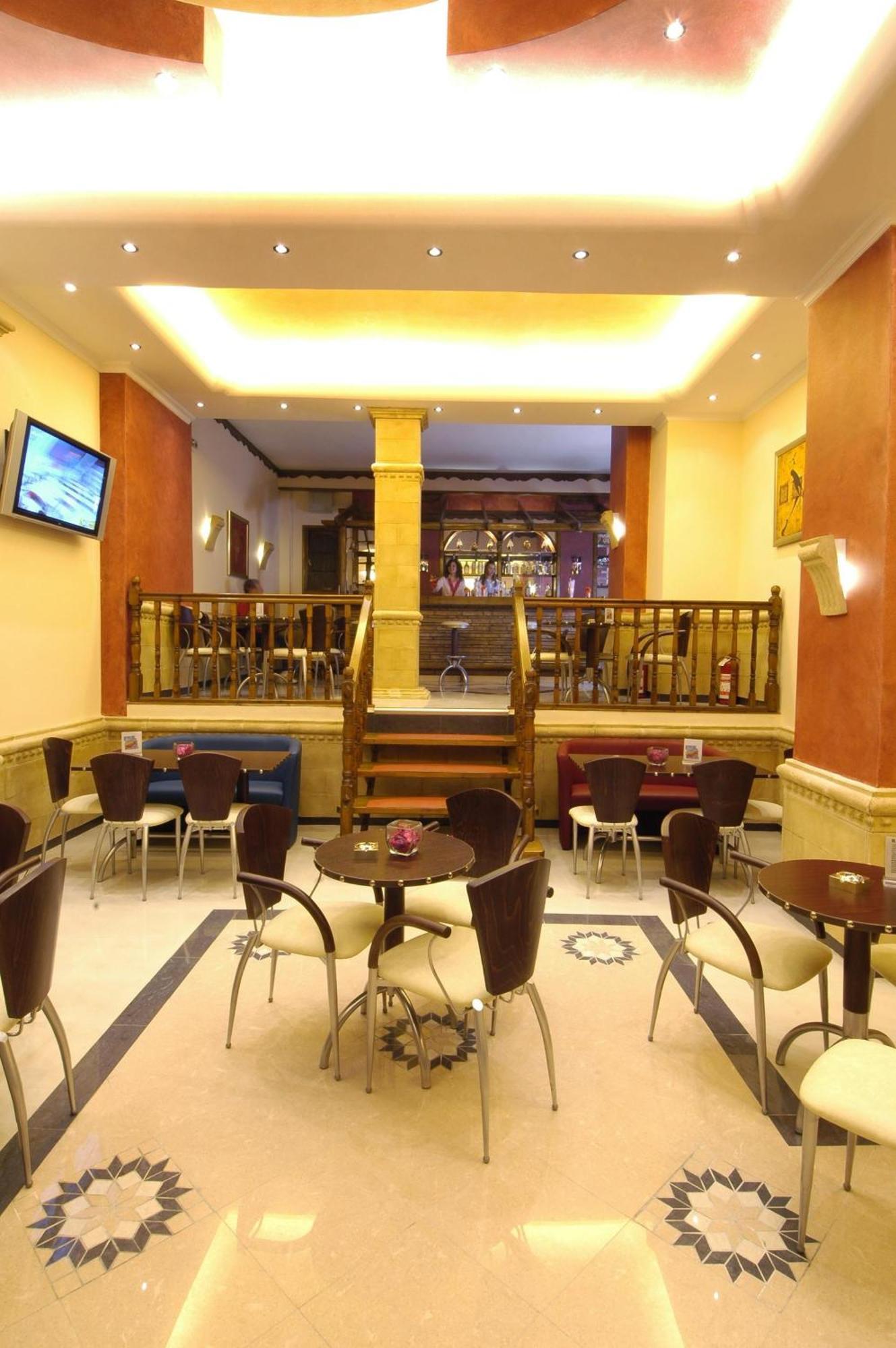 Argo Hotel Pireus Exteriér fotografie